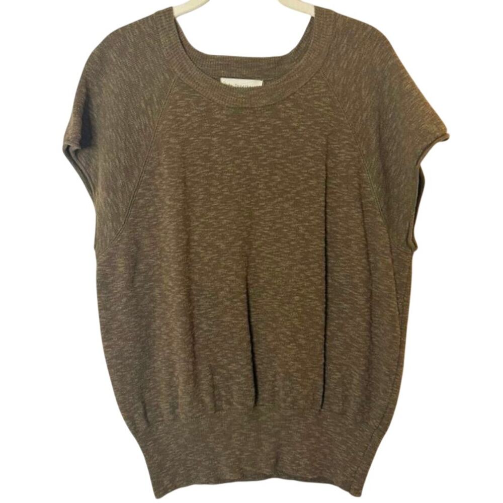 by Together Over and Out Short sleeved knit sweater crew neck sz. S in Green